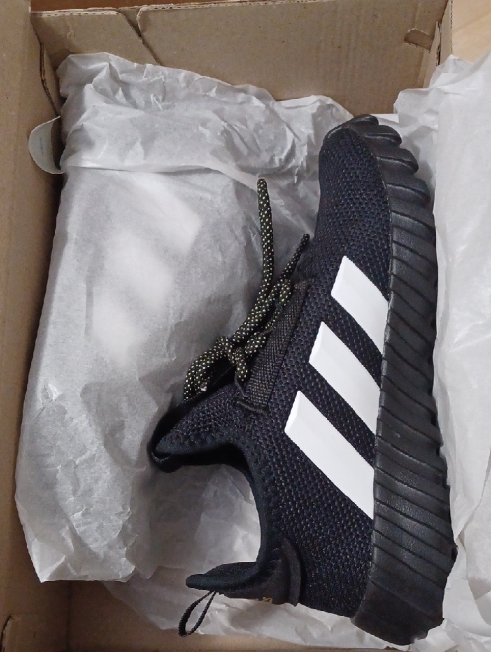 BRAND NEW Adidas Kaptir 3S K Running Sneakers For Kids Size 2.5